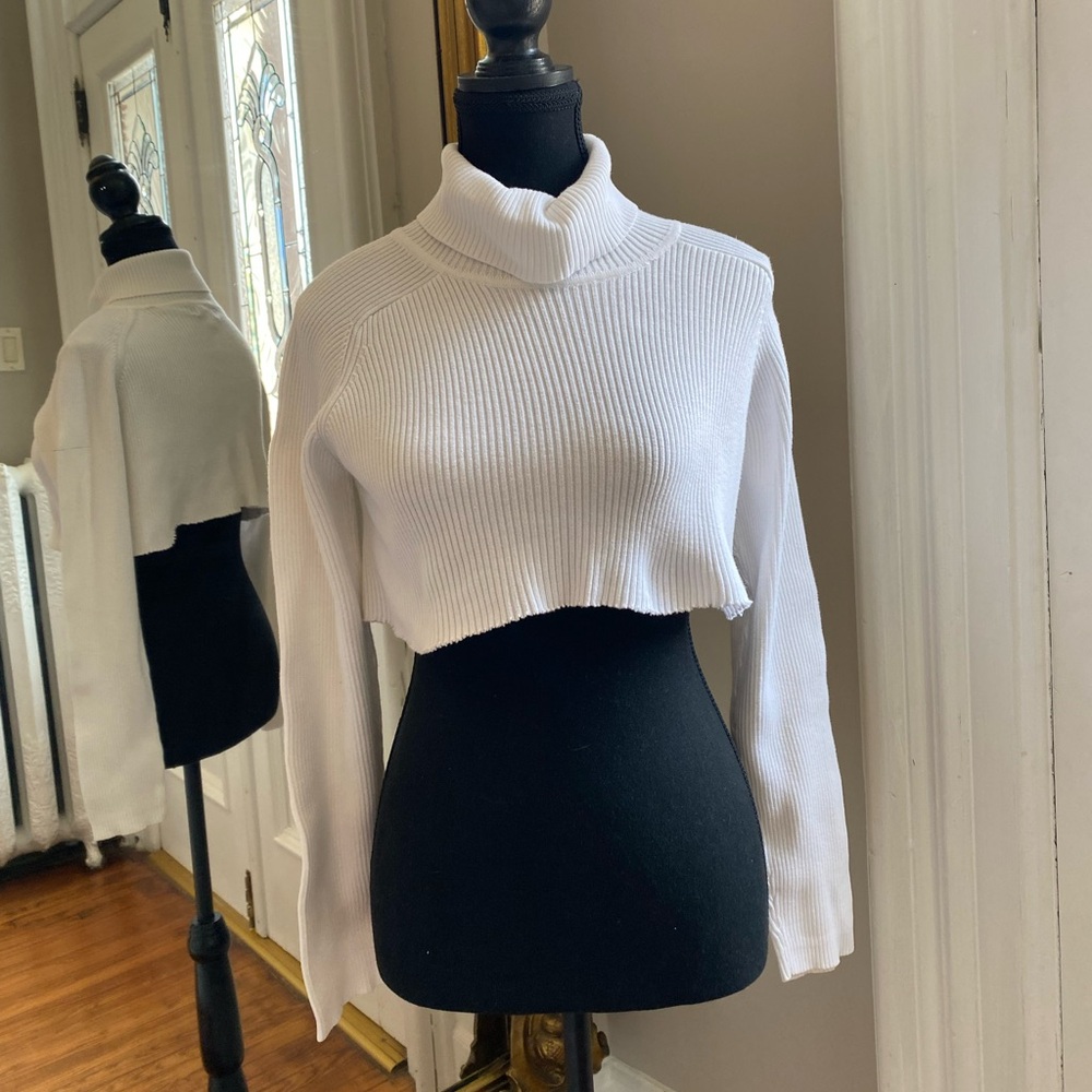 Ricki's White Ribbed Turtleneck Sweater